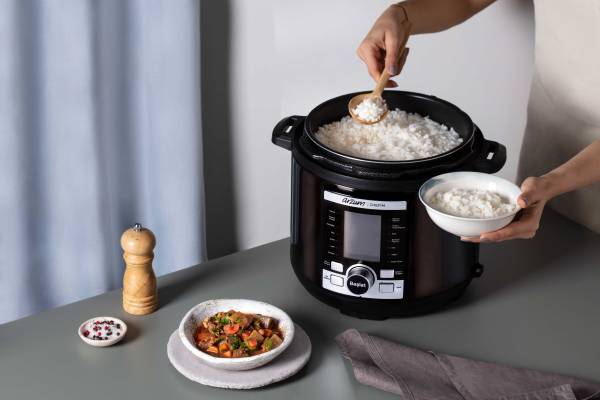 AR2055 Chefim Multi Functional Pressure Cooker - Black - 13